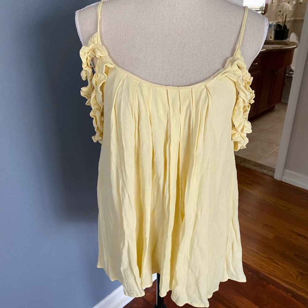 ANTHROPOLOGIE Yellow Flowy Tank